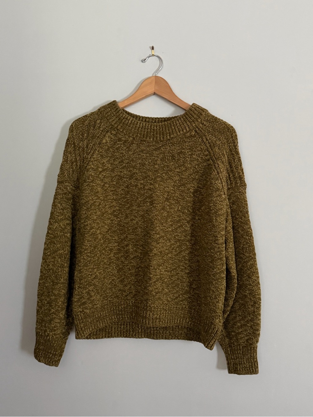 Universal Thread | XL | Olive Green Crewneck Knit Sweater - Women's